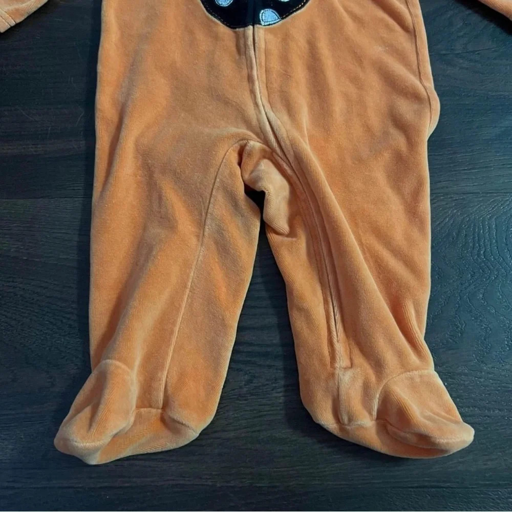 6-9 months soft pumpkin costume footie sleeper - Picture 6 of 7